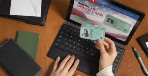 آیا آیدی کارت خارجی برای ایرانی ها قانونی است؟